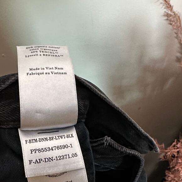 EVERLANE The Super-Soft Relaxed Jean Gray Black Sz 33 Regular {HH25} - Picture 5 of 5